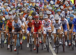peloton theory - why christian community is required for victory